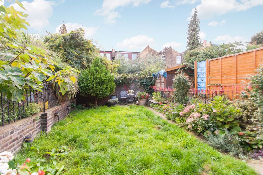 Property photo 2 of 5