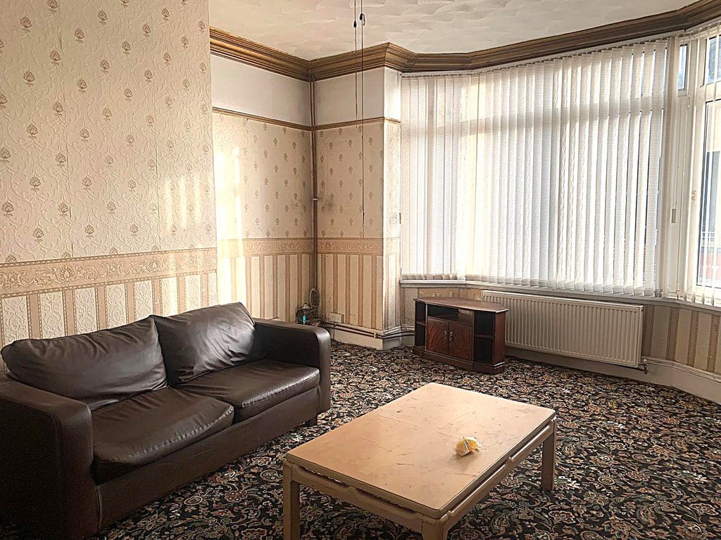 Property photo 3 of 11