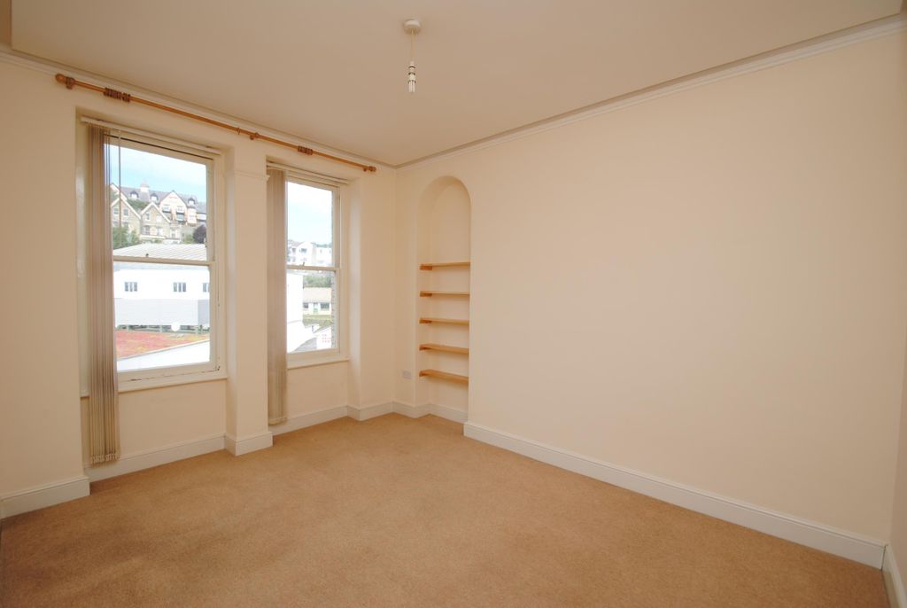 Property photo 3 of 5 Picture No.10