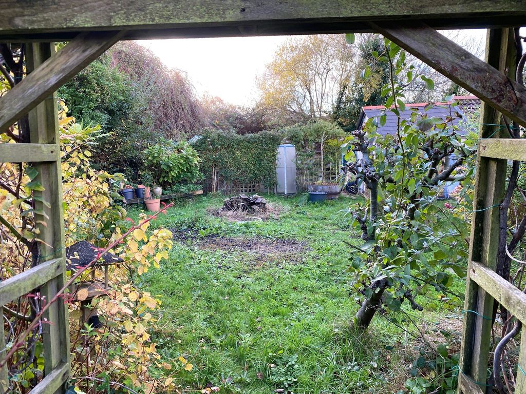 Property photo 3 of 8 Picture No. 19