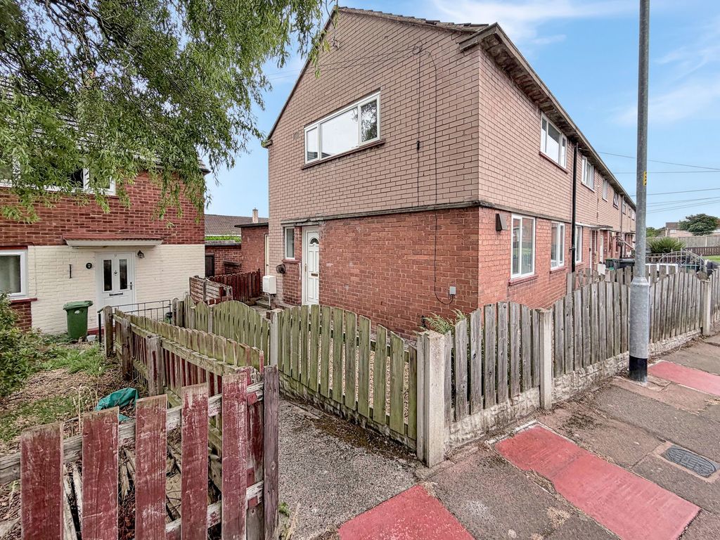 Property photo 1 of 11