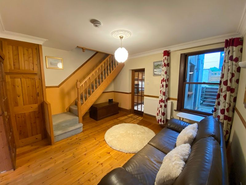 Property photo 3 of 10 Dining Room