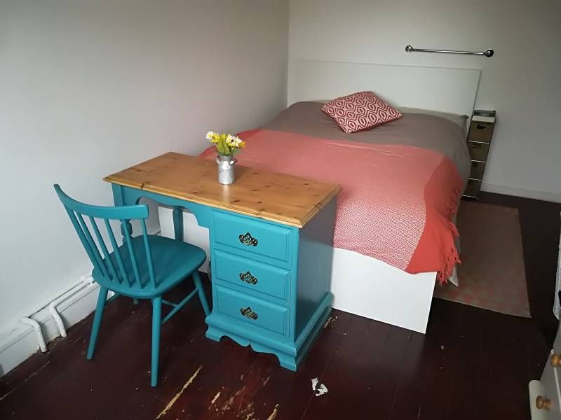 Property photo 1 of 5 4 Bedroom Apartment