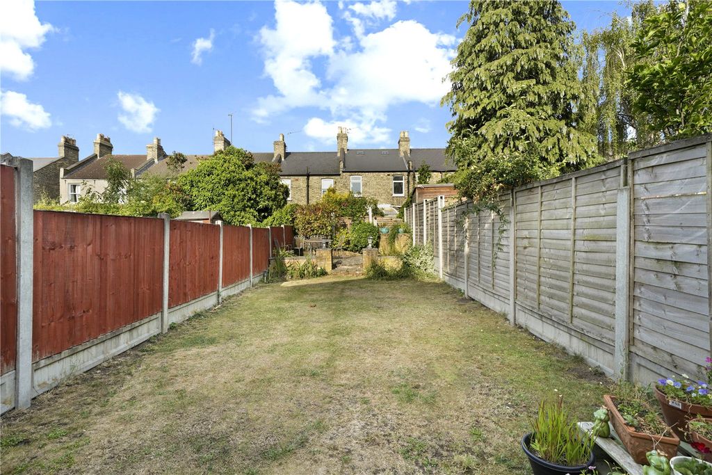Property photo 3 of 20 Picture No. 07