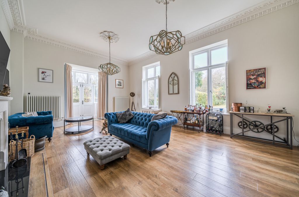 Property photo 3 of 26 Living Room