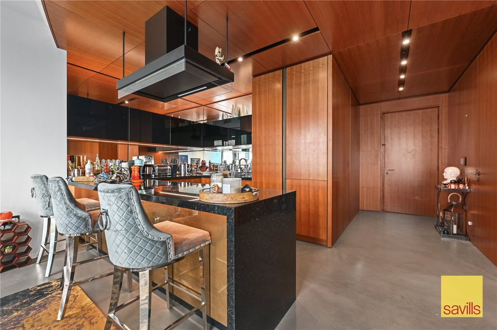 Property photo 3 of 41 Kitchen