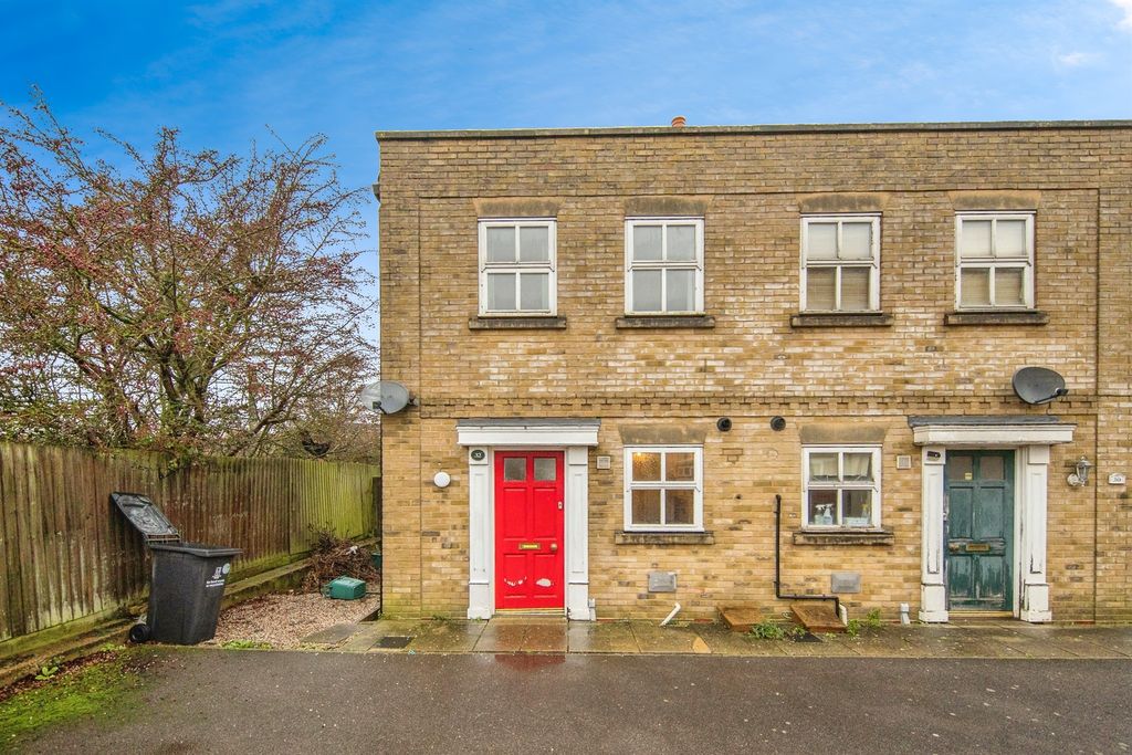 Property photo 1 of 14