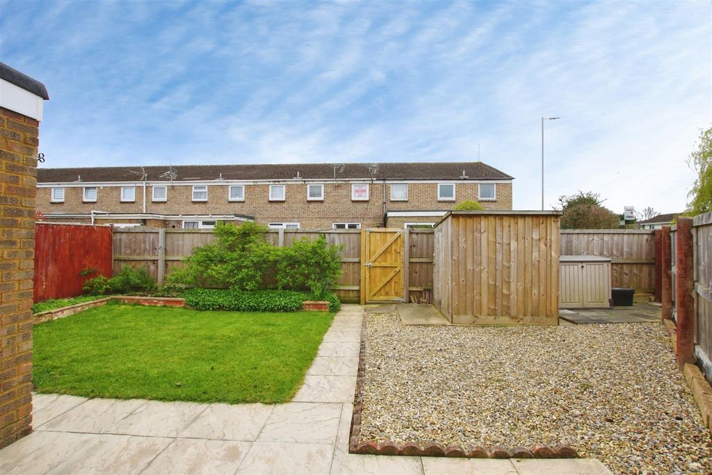 Property photo 1 of 16 Rear Garden