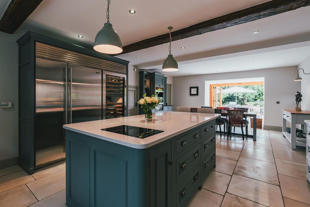 Property photo 2 of 66 Dining Kitchen
