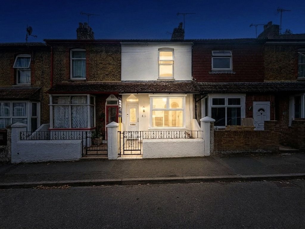 Property photo 3 of 22 Picture No. 28