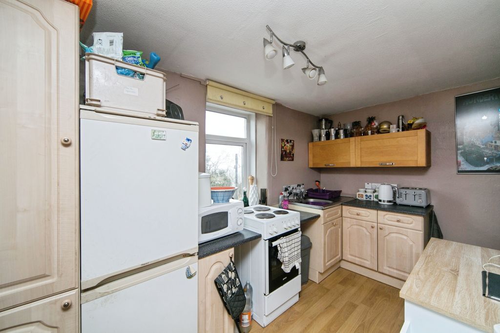 Property photo 3 of 17 Photography
