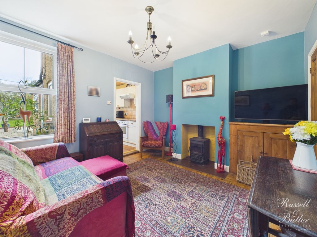 Property photo 2 of 16 Cam02127G0-Pr0390-Still004