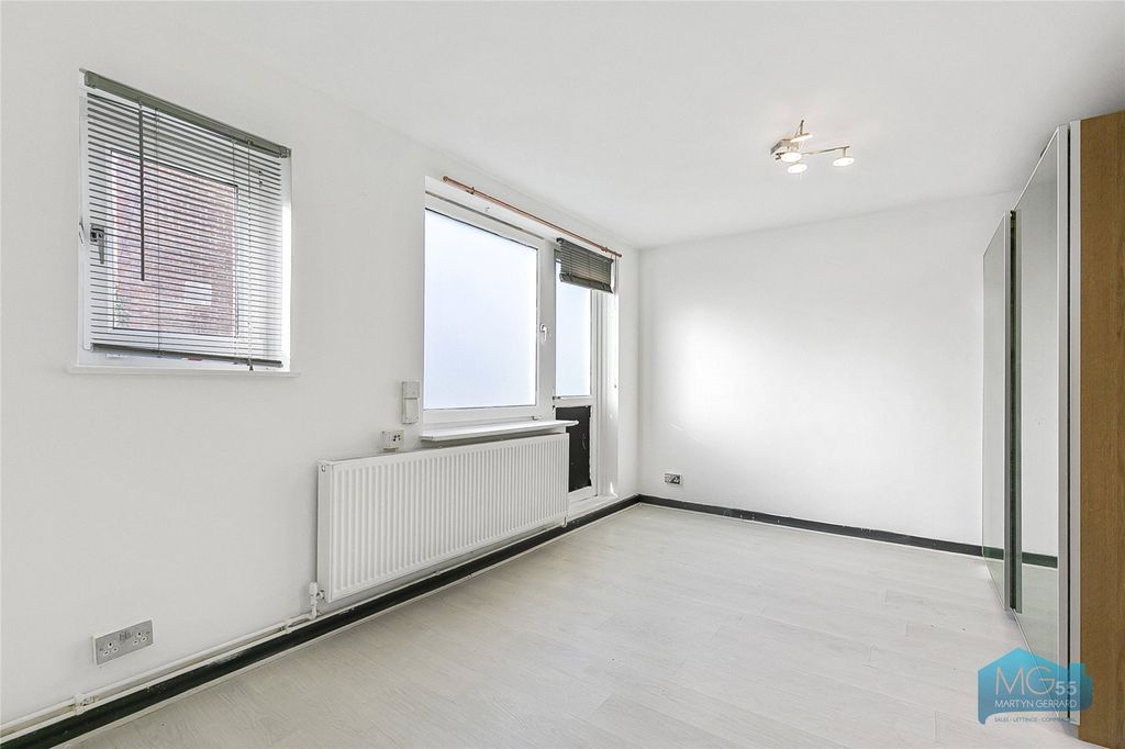 Property photo 2 of 10 Picture No. 06