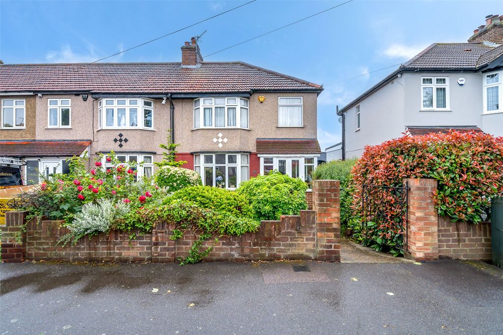 Property photo 1 of 15 External