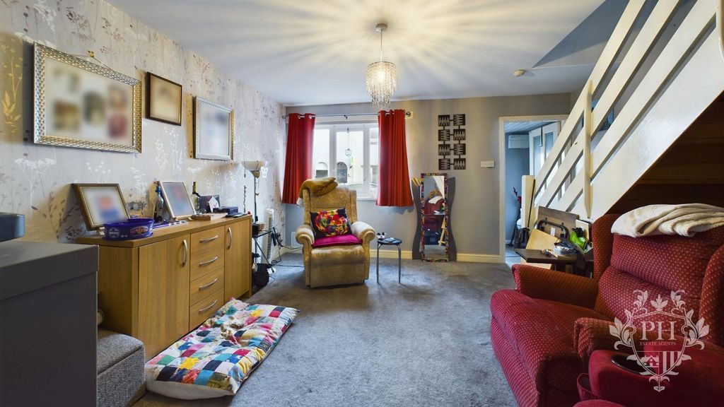 Property photo 3 of 8 Cam02002G0-Pr0090-Still004.Jpg