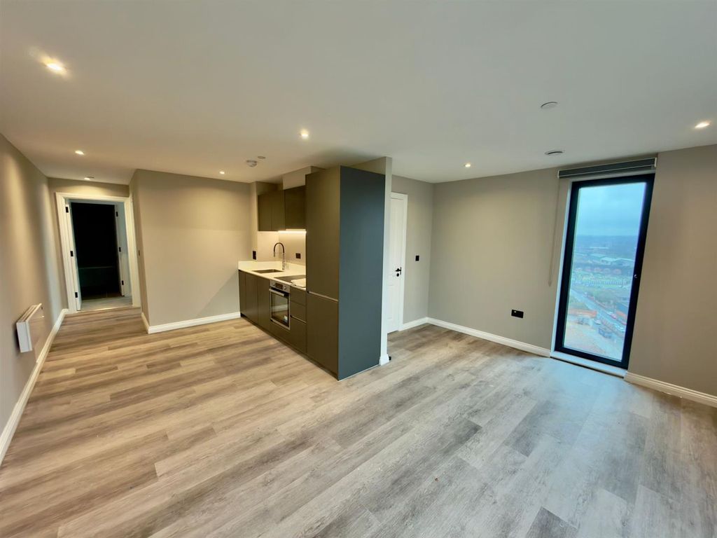 Property photo 2 of 13 Whatsapp Image 2026-02-11 At 14.59.07.Jpeg