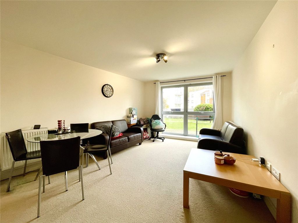 Property photo 3 of 15 Picture No. 22