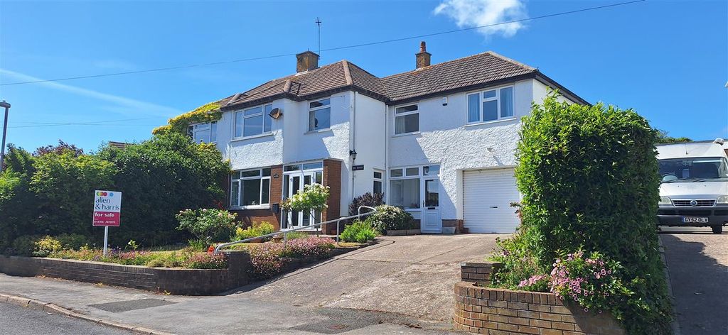 Property photo 1 of 22