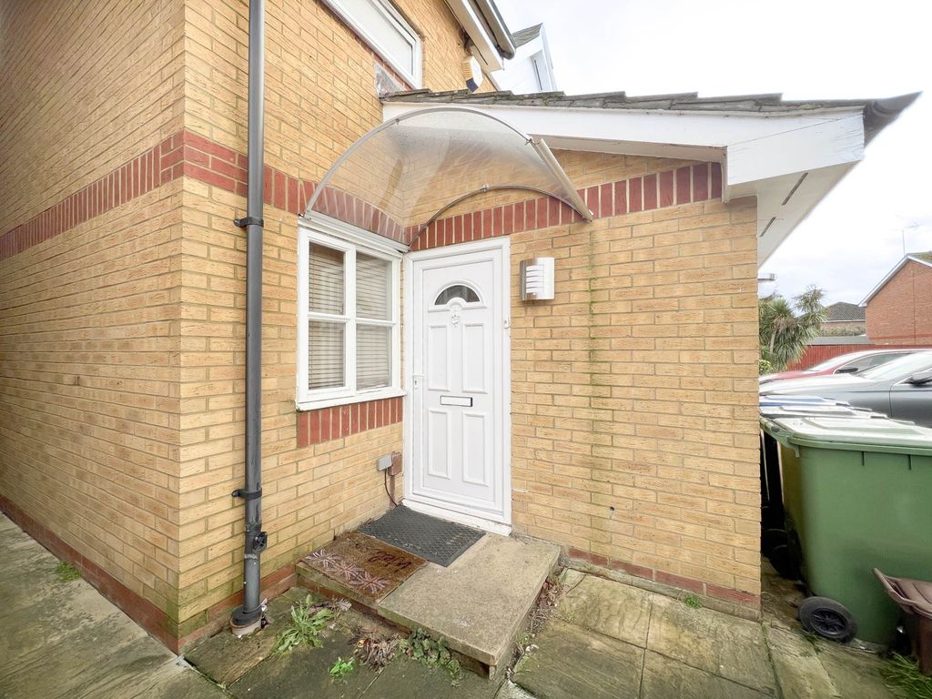 Property photo 2 of 19