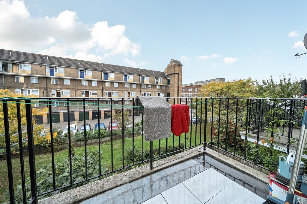 Property photo 3 of 15