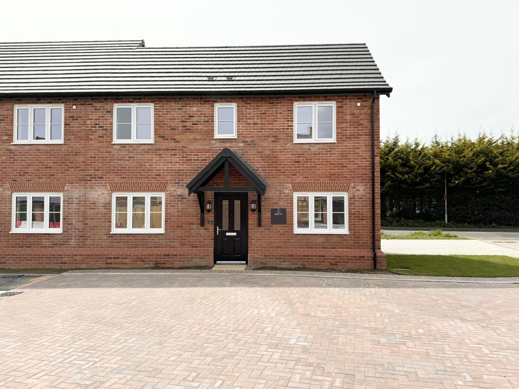 Property photo 1 of 12 Front