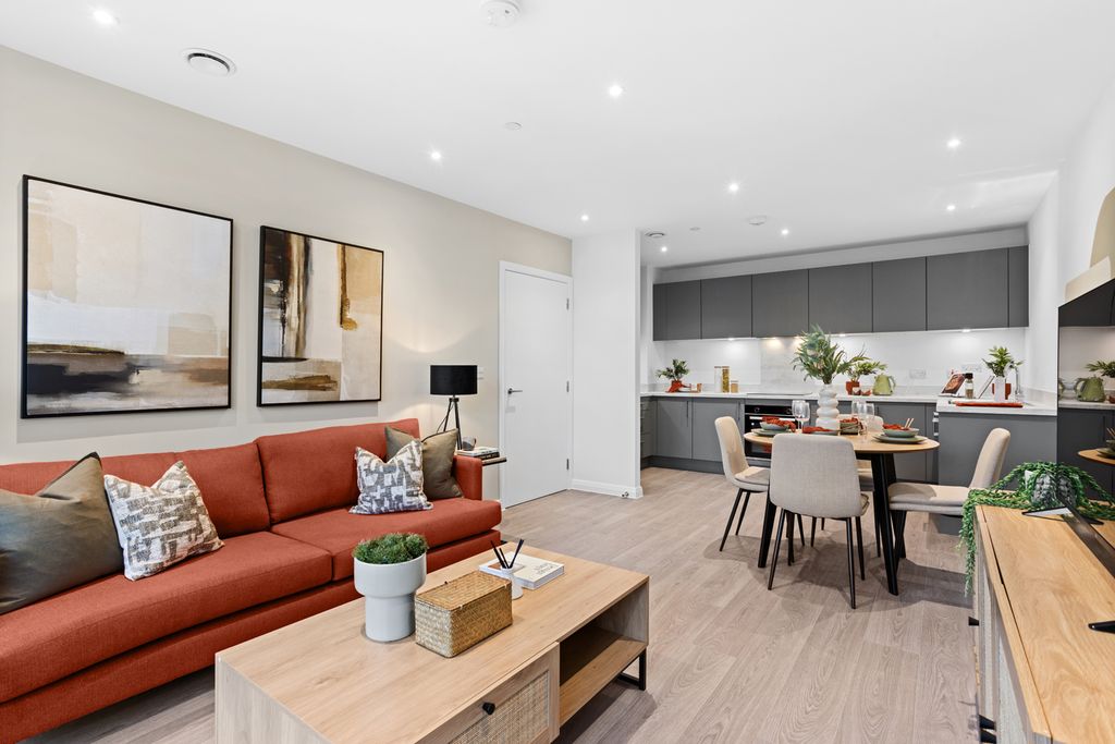 Property photo 2 of 7