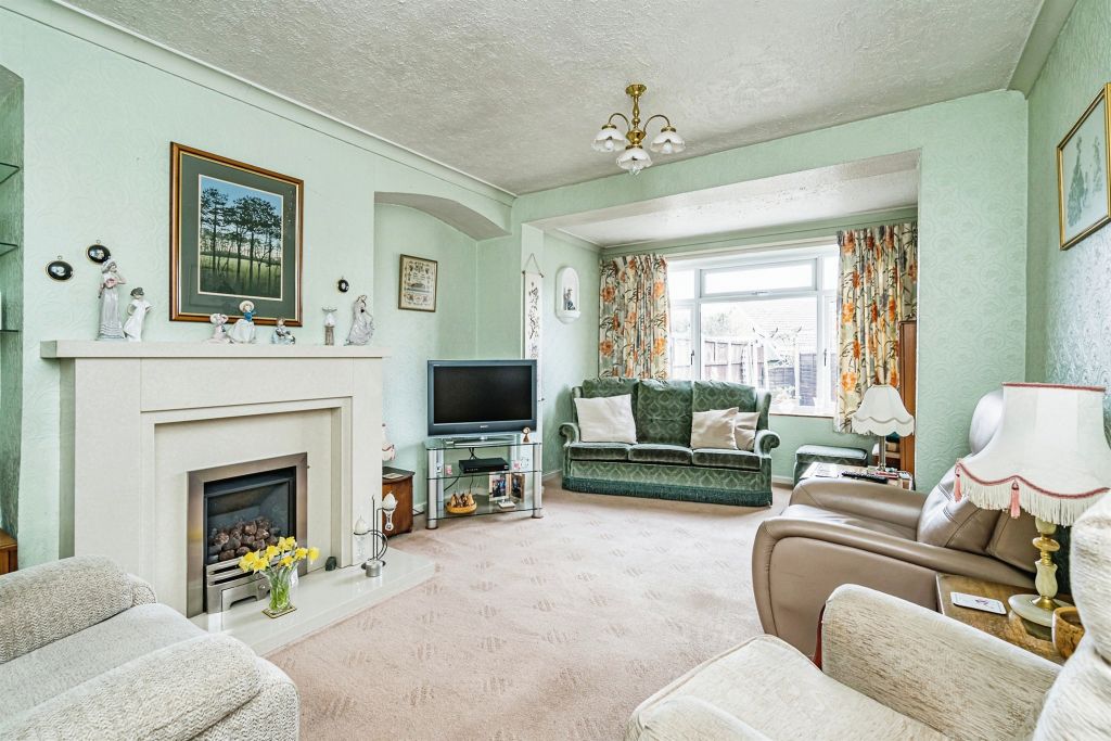 Property photo 2 of 15