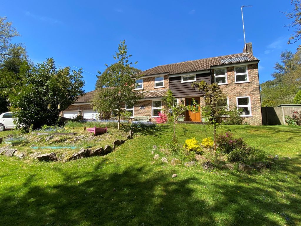 Property photo 1 of 29 Front Aspect