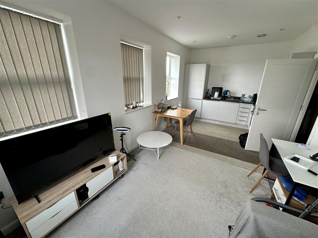 Property photo 1 of 20 47Sch6.Jpg