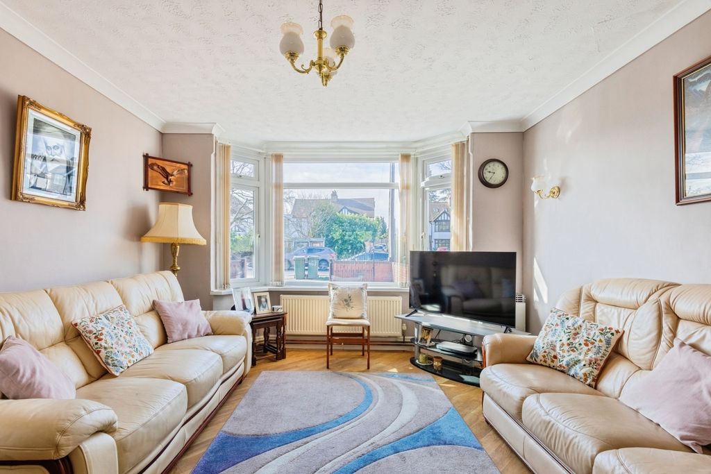 Property photo 2 of 21 Pbox-Img.Jpg