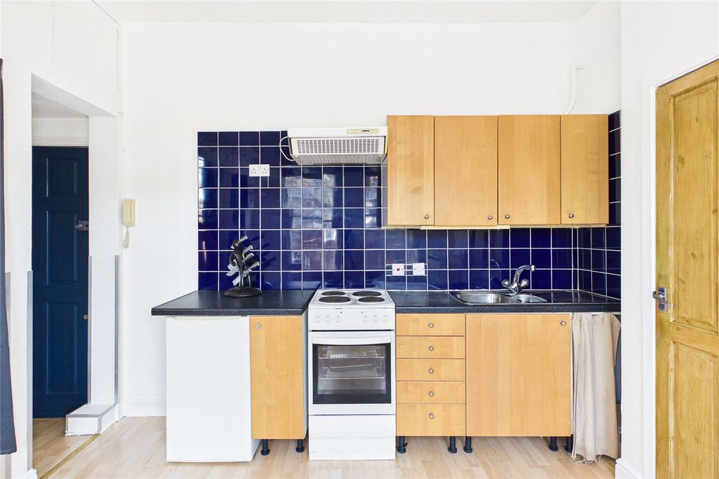 Property photo 2 of 8 Picture No. 02