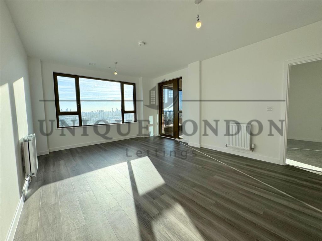 Property photo 1 of 9 348.Jpg