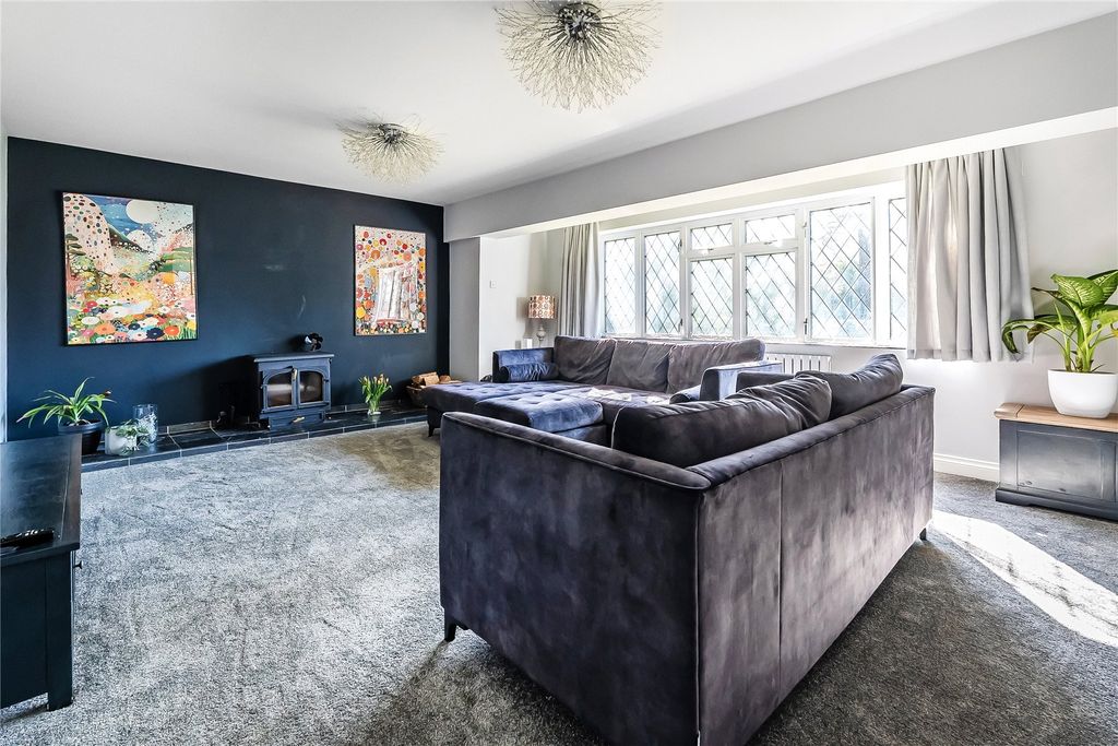 Property photo 3 of 40 Picture No. 36