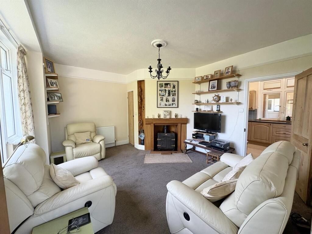 Property photo 3 of 22