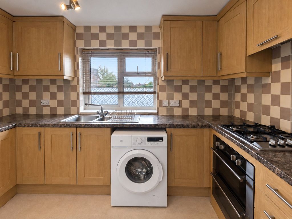 Property photo 2 of 7 Picture No. 16