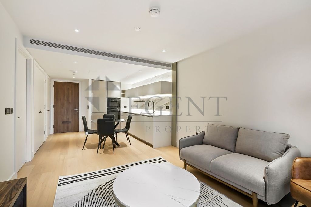 Property photo 3 of 15 Open Plan