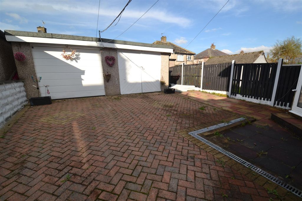 Property photo 3 of 19