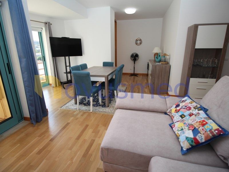Property photo 2 of 32
