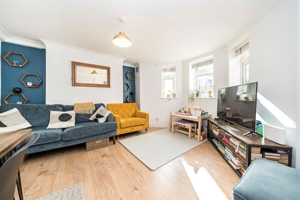 Property photo 3 of 7