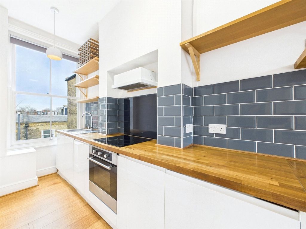 Property photo 2 of 6 Picture No. 03