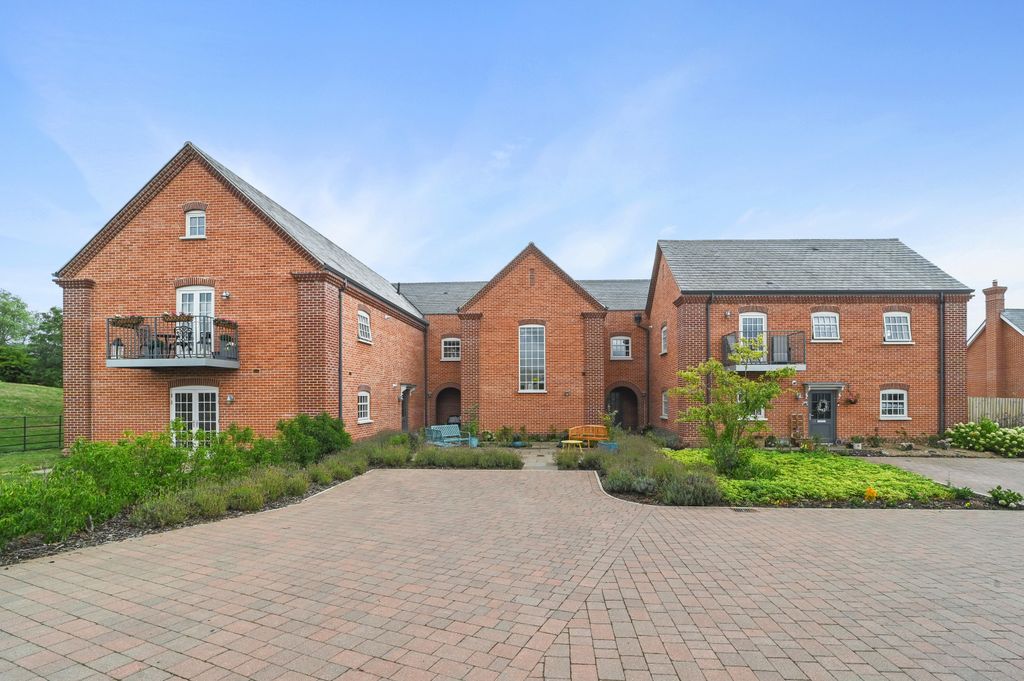 Property photo 1 of 33 Pt-Ja-Flat67Westfieldlane-15