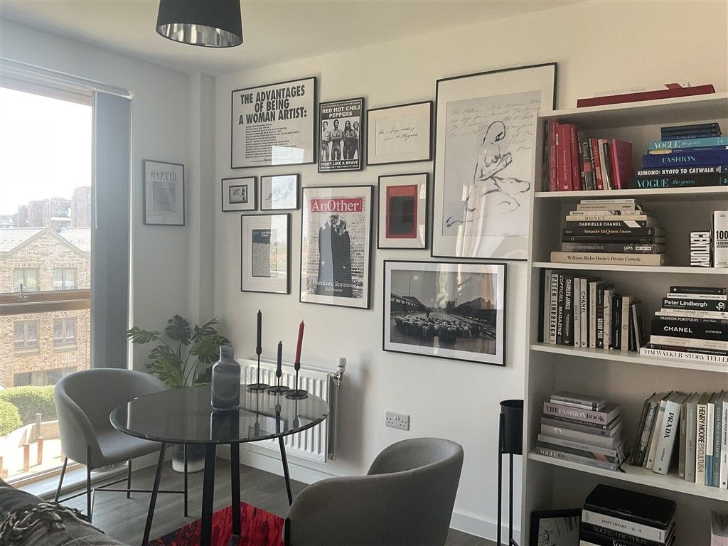 Property photo 3 of 7 Lounge/Diner