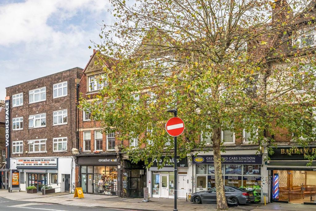 Property photo 3 of 3