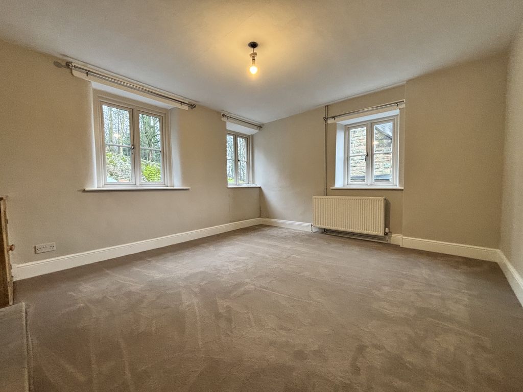 Property photo 3 of 9 Sitting Room 2