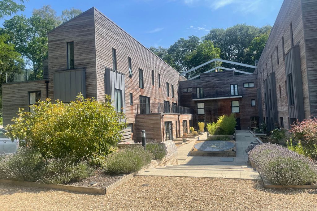 Property photo 1 of 18 14 The Mews, The Manor, Herringswell, Bury St Edmunds, Ip28 6Fa
