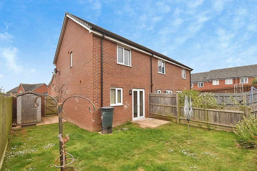 Property photo 3 of 12