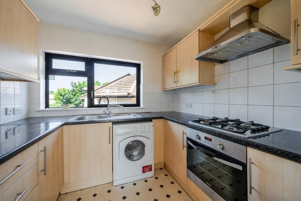 Property photo 2 of 20 Kitchen