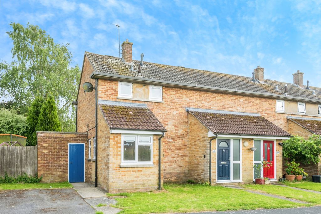 Property photo 1 of 17