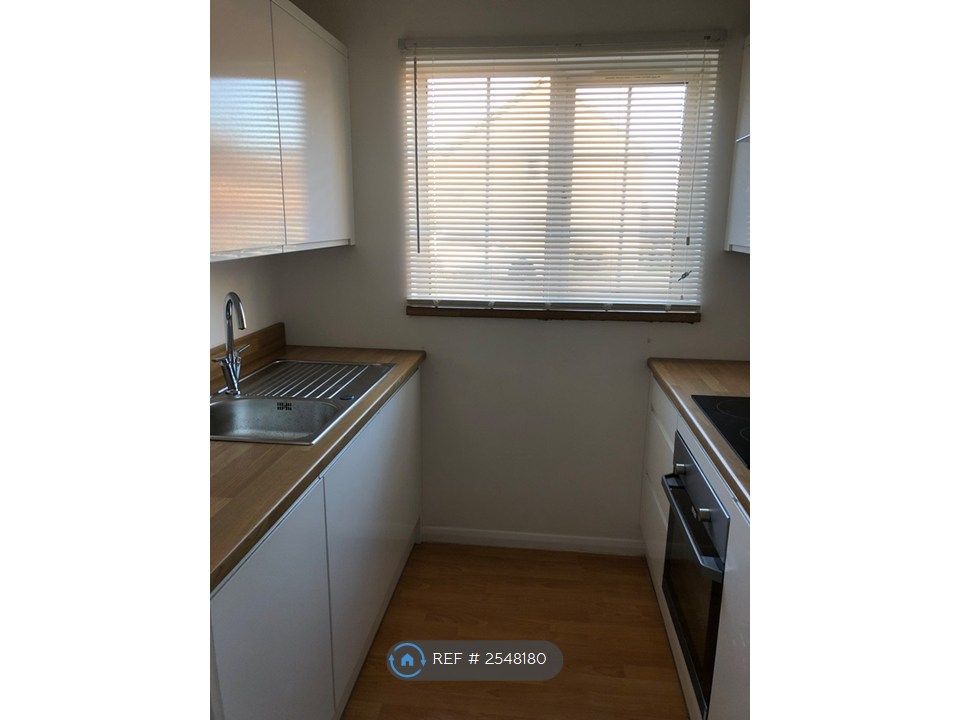 Property photo 3 of 16 Kitchen (Brand New)