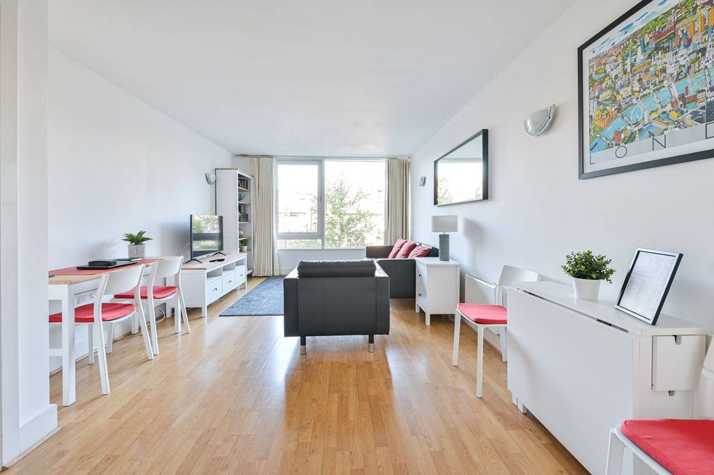 Property photo 1 of 9